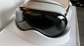Mint
													Apple Vision Pro - 512 GB, photo 1 of 5