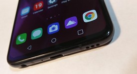 Good
													LG V40 ThinQ - AT&T, Black, LM-V405UA, photo 5 of 11