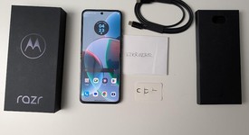 Mint
													Motorola Razr (2023) - Unlocked, Sage, 128 GB, 8 GB, photo 1 of 7