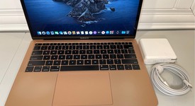 Good
													MacBook Air 2019 - 13" - I5, Gold, 128 GB, 8 GB, photo 2 of 10