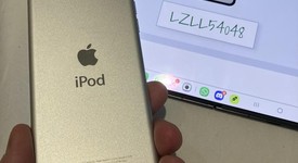 Mint
													Apple iPod Touch 6th Gen - Wi-Fi, Silver, 16 GB, photo 2 of 8