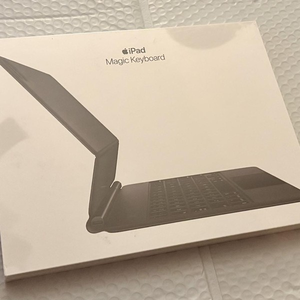 Apple Magic Keyboard for iPad - Black