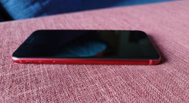 Good
													Apple iPhone SE 3rd Gen 2022 - Unlocked, Red, 64 GB, A2595, photo 4 of 13