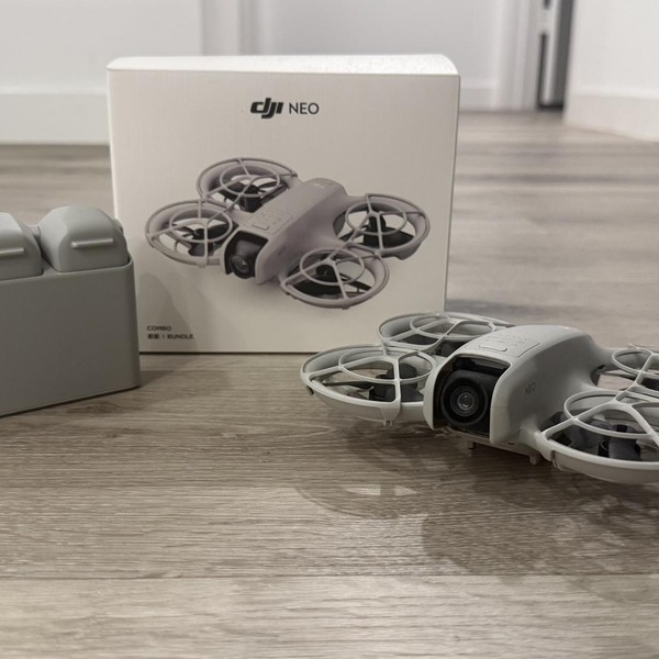 DJI Neo