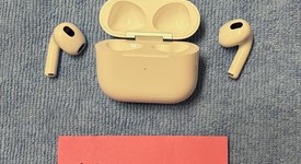 Used
													Apple AirPods 3rd Gen - MagSafe Case, photo 4 of 6