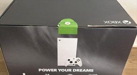 New
													Xbox Series X (2020) - Robot White, 1 TB, All-Digital, photo 3 of 5
