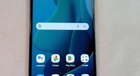 Good
													Moto G 5G (2024) - Cricket, Green, 128 GB, 4 GB, photo 1 of 4