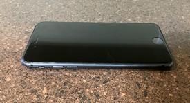 Fair
													Apple iPhone 8 - Verizon, Gray, 64 GB, A1863, photo 5 of 7