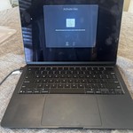 Good MacBook Air 2025 (M4) - 13 inch - 256 GB, Midnight, 16 GB, Apple M4