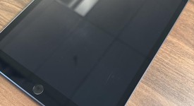 Mint
													Apple iPad 9th Gen - Unlocked, Gray, 64 GB, A2603, photo 2 of 8