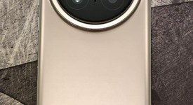 Mint
													Vivo X200 Pro - Unlocked Non-US, Titanium, 512 GB, 16 GB, photo 3 of 12