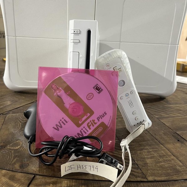 Nintendo Wii - White