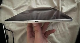 Mint
													Apple iPad Air 11" (M3) 2025 - Unlocked, Starlight, 128 GB, A3267, photo 3 of 9