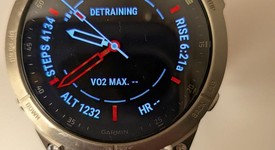 Good
													Garmin epix Gen 2 - White, Sapphire, photo 4 of 11