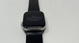 Good
													Apple Watch SE 1st Gen 44mm - Unlocked, Silver, A2354 - Cellular, Aluminum, photo 4 of 6