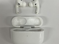 Apple AirPods Pro 1st Gen