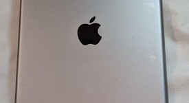 Good
													Apple iPad 6th Gen - Unlocked, Gray, 32 GB, A1954, photo 4 of 4