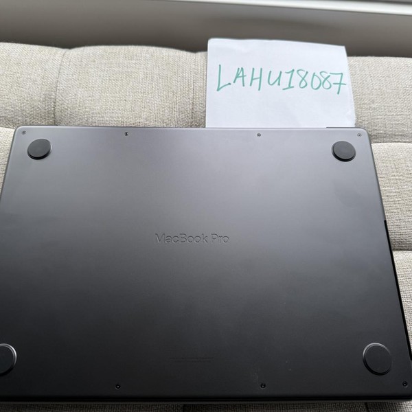 MacBook Pro 2024 - 14 inch - 512 GB, Space Black, 16 GB, Apple M4