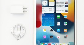 Good
													Apple iPad 8th Gen - Wi-Fi, Gold, 32 GB, A2270, photo 1 of 1