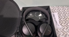 Used
													Bose Noise Cancelling Headphones 700 - Black, photo 2 of 6