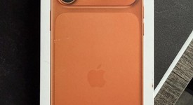 New
													Apple iPhone 17 Pro Max - Unlocked, Cosmic Orange, 1 TB, A3257, photo 2 of 2