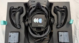 Mint
													Valve Index, photo 3 of 4