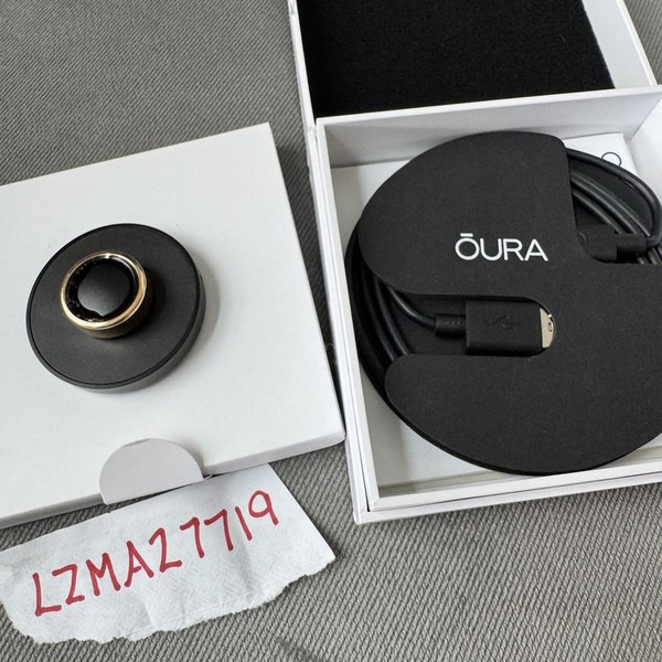 Oura Ring Gen 3 - Rose Gold, Size 6, Horizon