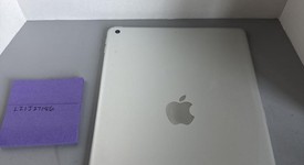 Fair
													Apple iPad 9th Gen - Wi-Fi, Silver, 64 GB, A2602, photo 3 of 7