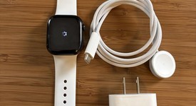 Mint
													Apple Watch Series 10 42mm - Unlocked, Slate, A3001 - Cellular, Titanium, photo 2 of 8