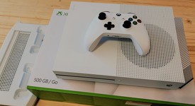 Mint
													Xbox One S (2016) - White, 500 GB, photo 1 of 11