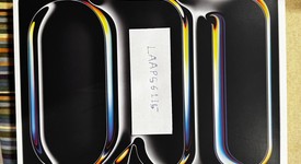 New
													Apple iPad Pro 13" (M4) 2024 - Unlocked, Black, 512 GB, 8 GB, A2926, Standard Glass, photo 2 of 4