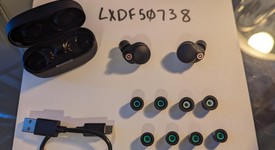 Used
													Sony WF-1000XM4 - Black, photo 1 of 6