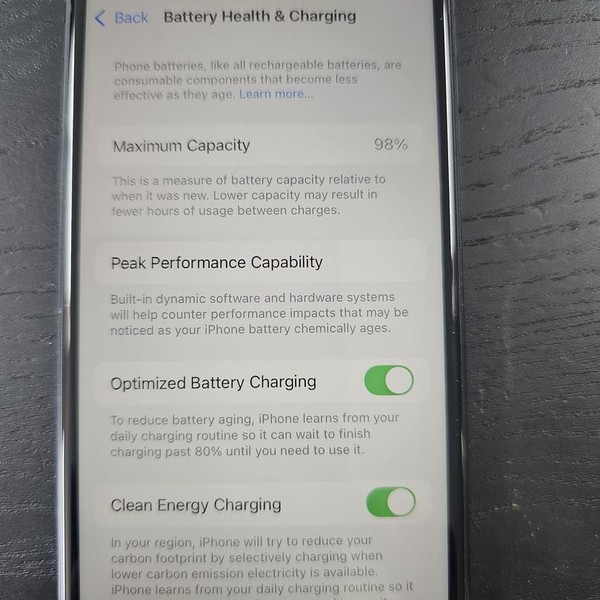 Apple iPhone SE 3rd Gen 2022 - Unlocked, 64 GB, Midnight, A2595