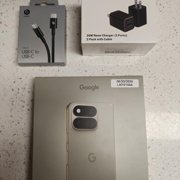 Google Pixel 11 Pro Fold - Unlocked, 256 GB, Olive, 12 GB, GZDQ6