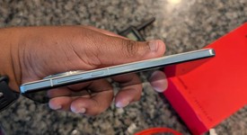 Mint
													OnePlus 13 - Unlocked, Arctic Dawn, 512 GB, 16 GB, photo 4 of 10