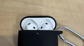 Used
													Apple AirPods 4th Gen - Standard, photo 3 of 4