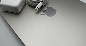 Mint
													MacBook Air 2025 (M4) - 13" - Apple M4, Silver, 256 GB, 16 GB, photo 2 of 13