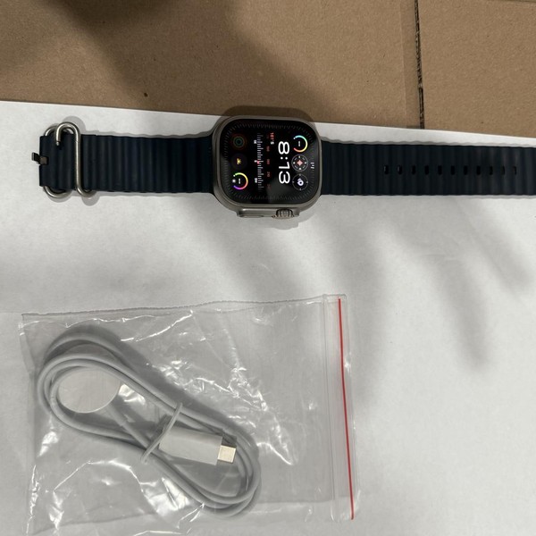 Apple Watch Ultra 49mm - Unlocked, Titanium, A2622