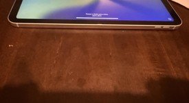 Mint
													Apple iPad 11th Gen - Unlocked, Silver, 128 GB, A3355, photo 3 of 9
