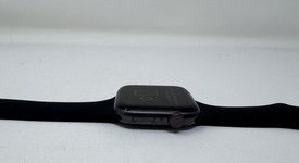 Good
													Apple Watch SE 1st Gen 44mm - Unlocked, Gray, A2354 - Cellular, Aluminum, photo 6 of 6