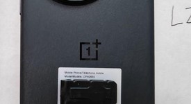 Mint
													OnePlus 13 - Unlocked, Black Eclipse, 512 GB, 16 GB, photo 4 of 12