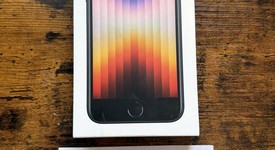 New
													Apple iPhone SE 3rd Gen 2022 - Unlocked, Midnight, 64 GB, A2595, photo 1 of 4