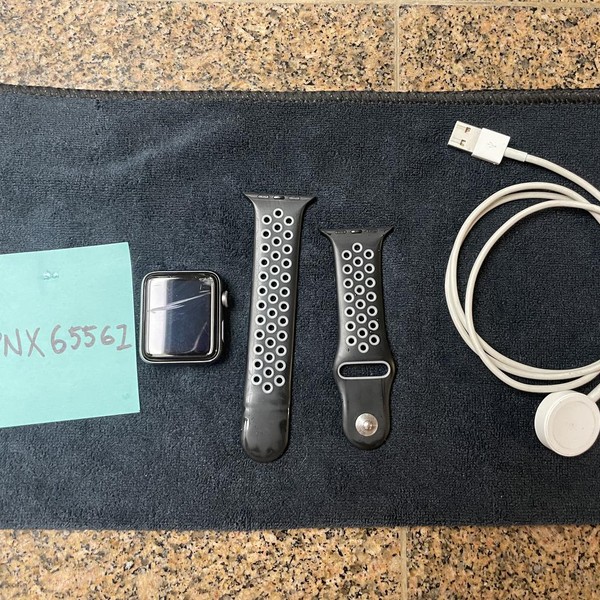 Apple Watch Series 3 42mm - Gray, A1859, Aluminum - GPS