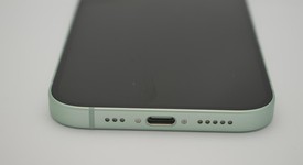 Mint
													Apple iPhone 15 - Unlocked, Green, 128 GB, A2846, photo 5 of 12