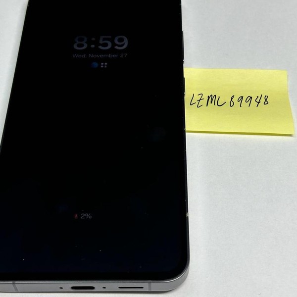 Samsung Galaxy S24 FE - Cricket, 128 GB, Gray, SM-S721U