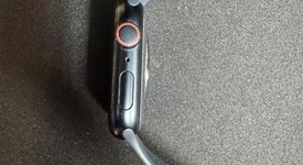 Fair
													Apple Watch SE 2nd Gen 44mm - Unlocked, Midnight, A2727 - Cellular, Aluminum, photo 4 of 4