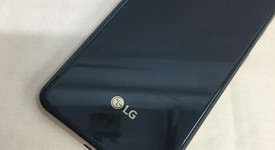 Good
													LG V60 ThinQ 5G - Verizon, Blue, 128 GB, 8 GB, photo 4 of 7