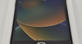 Mint
													Apple iPhone SE 3rd Gen 2022 - Unlocked, Midnight, 64 GB, A2595, photo 5 of 13