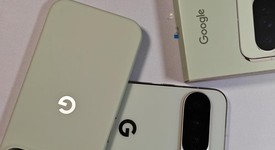 Mint
													Google Pixel 10 Pro XL - Unlocked, Jade, 256 GB, GUL82, photo 5 of 12
