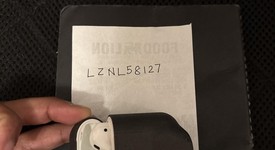 Used
													Apple AirPods 2nd Gen - Lightning Case, photo 3 of 5